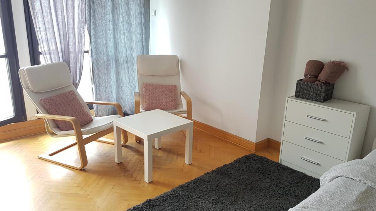 ורשה Green Wood Apartament Stara Ochota מראה חיצוני תמונה