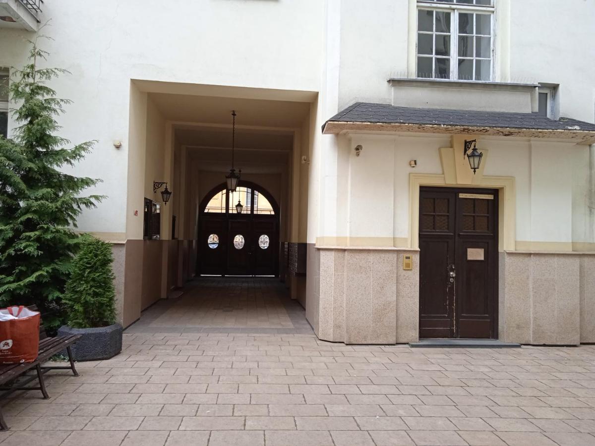 ורשה Green Wood Apartament Stara Ochota מראה חיצוני תמונה
