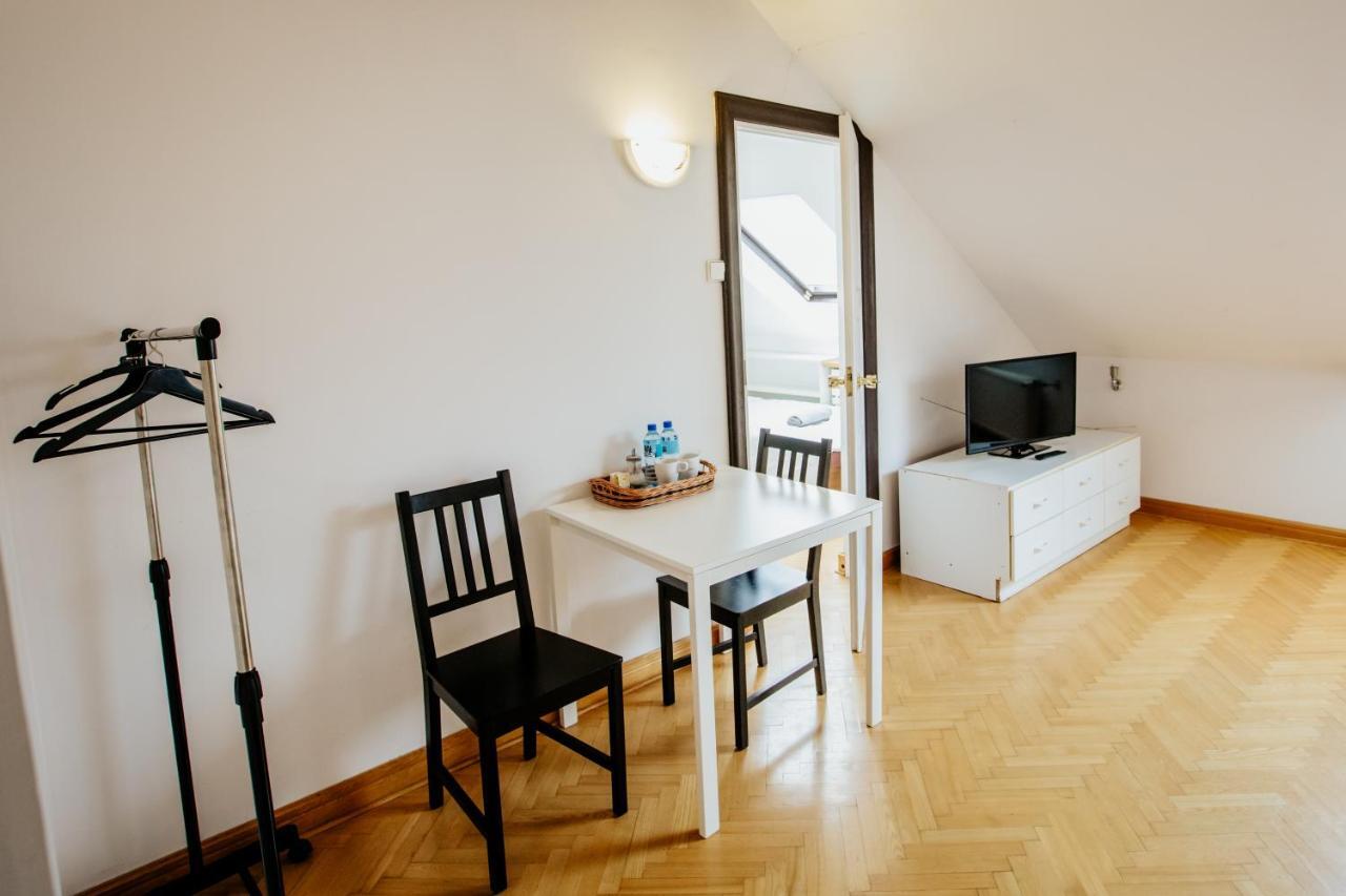 ורשה Green Wood Apartament Stara Ochota מראה חיצוני תמונה