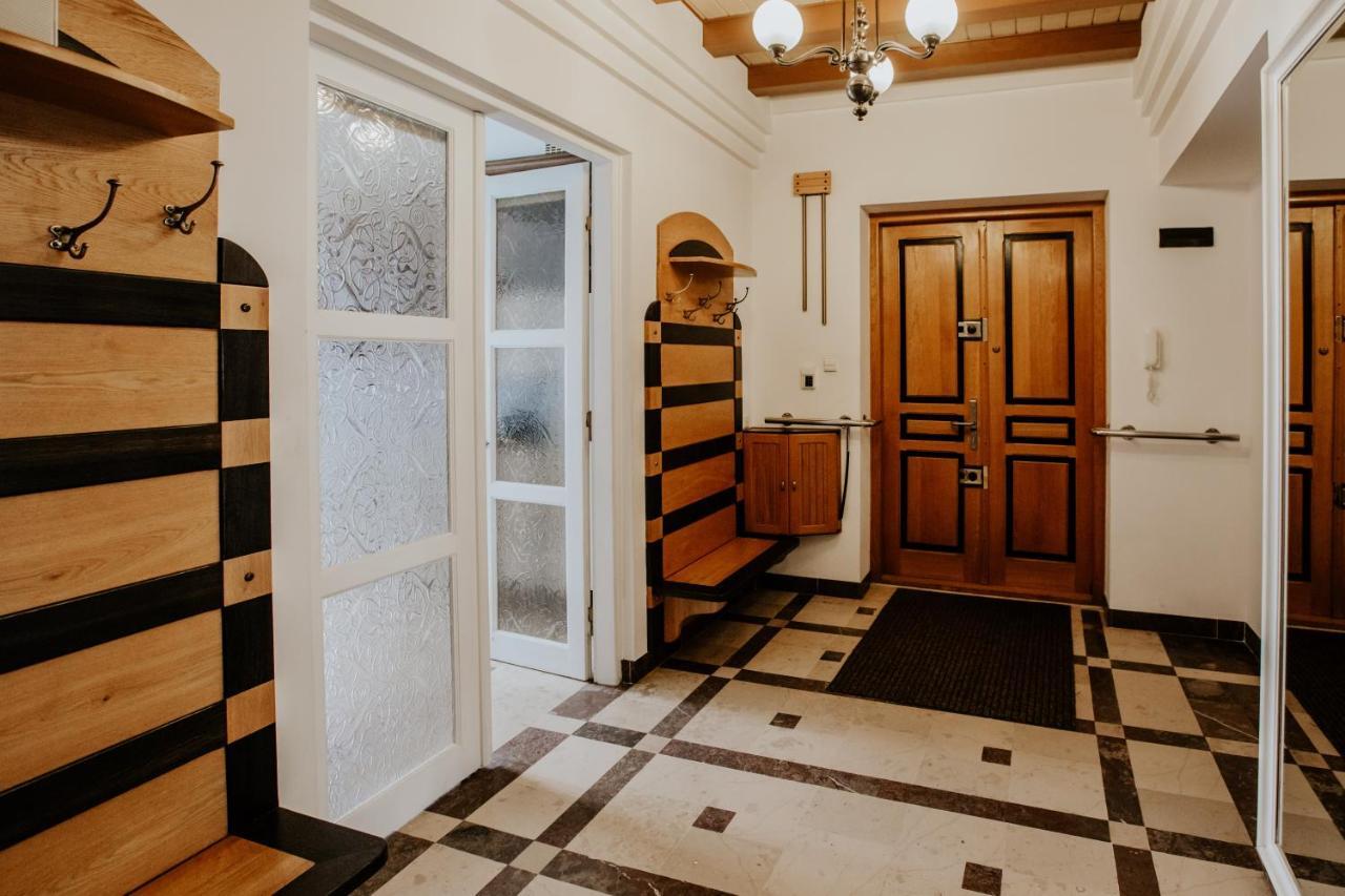 ורשה Green Wood Apartament Stara Ochota מראה חיצוני תמונה